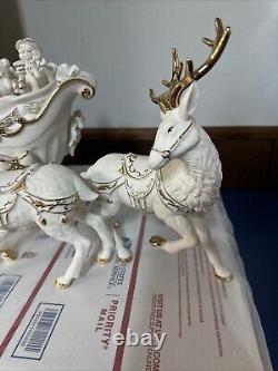 Grandeur Porcelain Santa and Sleigh Set with Reindeer 2001 Collectors Edition NEW