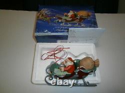 Hallmark 2005 Santa's Midnight Ride Santa in Sleigh & Eight Reindeer Table Decor