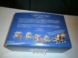 Hallmark 2005 Santa's Midnight Ride Santa in Sleigh & Eight Reindeer Table Decor