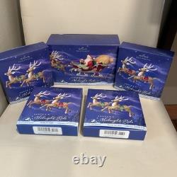Hallmark Santa Midnight Ride Table Top Dash Away Sleigh & 8 Reindeer Set 2005