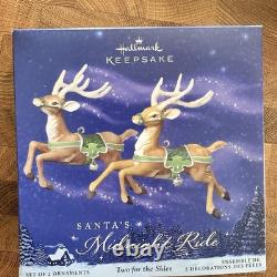 Hallmark Santa Midnight Ride Table Top Dash Away Sleigh & 8 Reindeer Set 2005