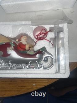 Hallmark Santa Midnight Ride Table Top Dash Away Sleigh & 8 Reindeer Set 2005