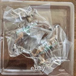 Hallmark Santa Midnight Ride Table Top Dash Away Sleigh & 8 Reindeer Set 2005