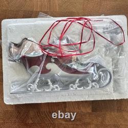 Hallmark Santa Midnight Ride Table Top Dash Away Sleigh & 8 Reindeer Set 2005
