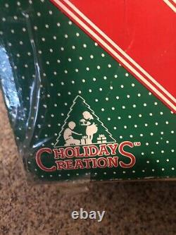 Holiday Creation Animated Reindeer & Santa on Sleigh with Box (DOESN'T PLAY MUSIC)