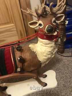 Holiday Creation Animated Reindeer & Santa on Sleigh with Box (DOESN'T PLAY MUSIC)