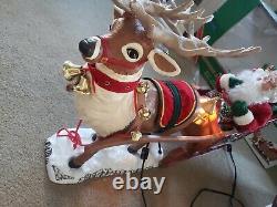 Holiday Creations Animated Reindeer & Santa in Sleigh in Box Musical Works Great