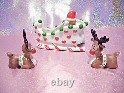 I? Vtg Christmas Santa & Reindeer Sleigh Figurine U want Adorable this is it