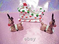 I? Vtg Christmas Santa & Reindeer Sleigh Figurine U want Adorable this is it