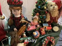 LARGE Kirkland Costco Santa Sleigh With Reindeer Christmas Decoration Beautiful