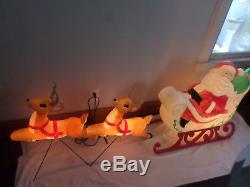 LARGE VTG Grand Venture Santa Sleigh Reindeer's Lighted Blow Mold Yard Decor