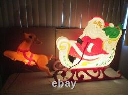 LARGE Vtg Santa's Sleigh with Reindeer Lighted Christmas Blow Mold Grand Venture