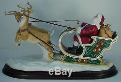 LENOX Figurine SANTA'S MAGICAL JOURNEY wooden base Sleigh Reindeer 1993