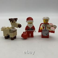 Lego Creator 10245 Christmas Santas Workshop Sleigh Elf Reindeer 99% Complete