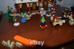 Lego Creator Santas Workshop Christmas Set 10245 Retired Winter Sleigh Reindeer