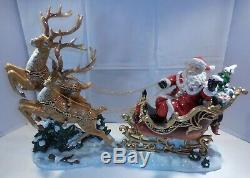 MINT! Grandeur Noel 2003 Santa in Sleigh and Reindeer Porcelain Set Christmas