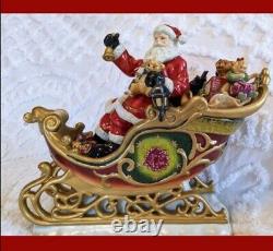 Member's Mark Christmas Santa Sleigh withReindeer LARGE Centerpiece Decor withBox A+