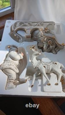 Member's Mark Porcelain Santa Sleigh & 2 Reindeer in Original Box 2005 Member's Mark Porcelain Santa Sleigh & 2 Reindeer in Original Box 2005
