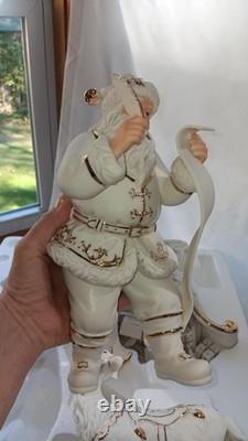 Member's Mark Porcelain Santa Sleigh & 2 Reindeer in Original Box 2005 Member's Mark Porcelain Santa Sleigh & 2 Reindeer in Original Box 2005