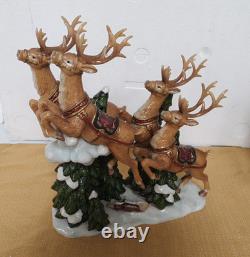 Members Mark SANTA SLEIGH WITH REINDEER Christmas Centerpiece MINT With Box