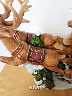 Members Mark SANTA SLEIGH WITH REINDEER Christmas Centerpiece MINT With Box