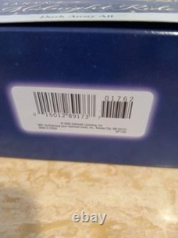 NEW Hallmark SANTA'S MIDNIGHT RIDE Dash Away Complete Set Sleigh + 8 Reindeer