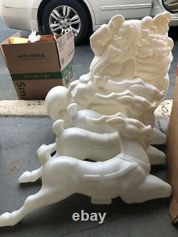New General Foam Plastics Santa Claus Sleigh With 3 Reindeer Blow Molds