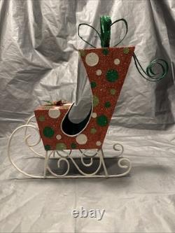 Pier 1 One VTG SLEIGH SANTA CLAUS REINDEER CHRISTMAS Presents GLITR Decor VG/EUC