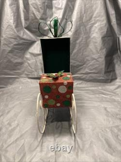 Pier 1 One VTG SLEIGH SANTA CLAUS REINDEER CHRISTMAS Presents GLITR Decor VG/EUC