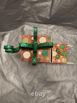 Pier 1 One VTG SLEIGH SANTA CLAUS REINDEER CHRISTMAS Presents GLITR Decor VG/EUC