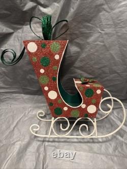 Pier 1 One VTG SLEIGH SANTA CLAUS REINDEER CHRISTMAS Presents GLITR Decor VG/EUC