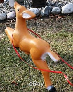 Pivoting Rare Christmas Blow Mold Santa Sleigh Reindeer Sled Yard Decor