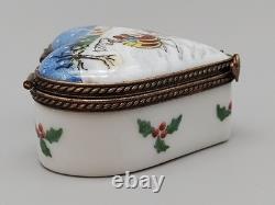 Porcelain Limoges Trinket Box Santa in Reindeer Sleigh Heart France Retired