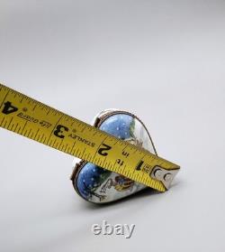 Porcelain Limoges Trinket Box Santa in Reindeer Sleigh Heart France Retired