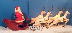 RARE HTF Vtg 1960's Santa Sleigh 4 Reindeer Lighted Hard PLastic Blow Mold Union