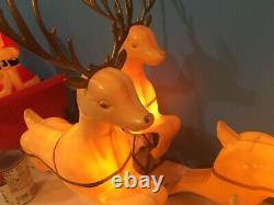 RARE HTF Vtg 1960's Santa Sleigh 4 Reindeer Lighted Hard PLastic Blow Mold Union