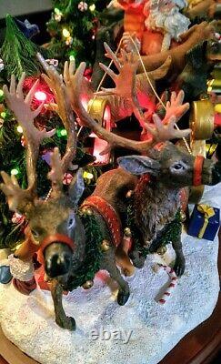 Rare DANBURY MINT Dachshund Santa Christmas Doxie Reindeer Sleigh Retired