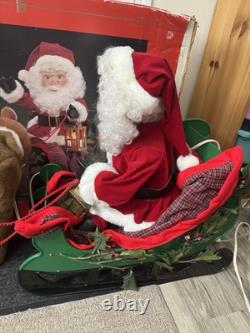 Rare Vintage 1993 Santa's Best Animated Santa, Reindeer and Sleigh READ