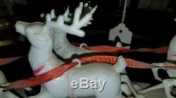 Rare Vintage Royal Santa Sleigh And Reindeers lights up