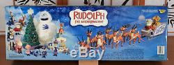 Rudolph The Red-Nosed Reindeer Santas Sleigh & Reindeer Team BRAND NEW SEALED
