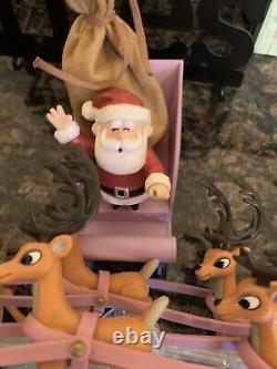 Rudolph the Red Nosed Reindeer Santa Sleigh Broken Arm Stand 2007 Music Unique