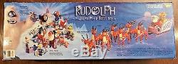 Rudolph the Red Nosed Reindeer Santa's Sleigh & Reindeer Team Playset