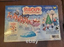 Rudolph the Red Nosed Reindeer Santa's Sleigh and Reindeer Team Memory Lane RARE