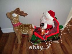 SANTA'S BEST Lighted Holiday Animation Figurine Christmas Santa Sleigh Reindeer