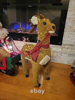 SANTA'S BEST Lighted Holiday Animation Figurine Christmas Santa Sleigh Reindeer