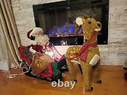 SANTA'S BEST Lighted Holiday Animation Figurine Christmas Santa Sleigh Reindeer