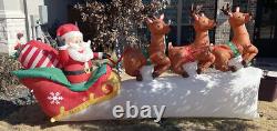 Santa Claus Sleigh Flying Reindeer Gemmy Airblown Inflatable HARD TO FIND