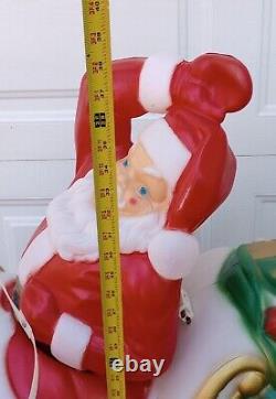 Santa & Sleigh & 1 Reindeer Blowmold Generel Foam Products VTG USA LOCAL PICKUP