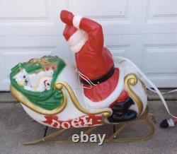 Santa & Sleigh & 1 Reindeer Blowmold Generel Foam Products VTG USA LOCAL PICKUP
