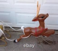 Santa & Sleigh & 1 Reindeer Blowmold Generel Foam Products VTG USA LOCAL PICKUP